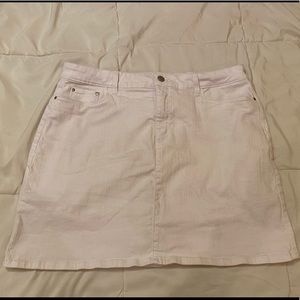 White denim skirt, Croft & Barrow